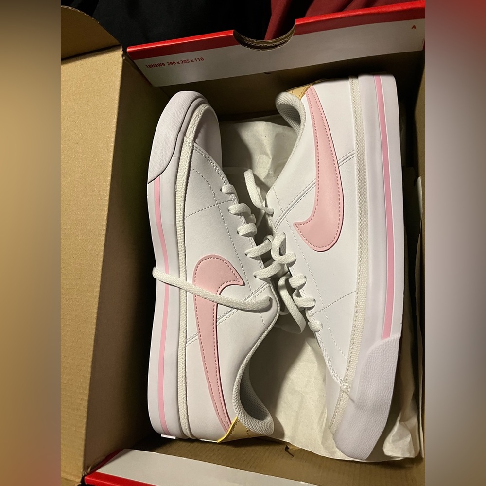 Nike pink swoosh court legacy